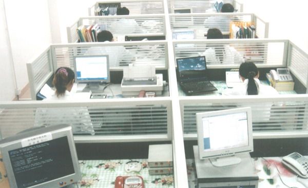 香港三菱制钢有限公司Logo