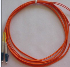 LC光纤连接器  LC光纤适配器  LC适配器  LC法兰盘