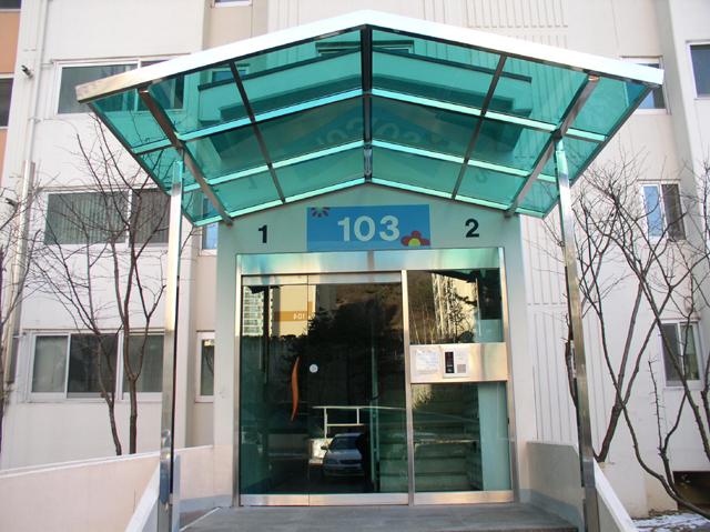 扬州透明隔音PC板  扬州隔音pc板  扬州隔断pc板  阳台采光pc板
