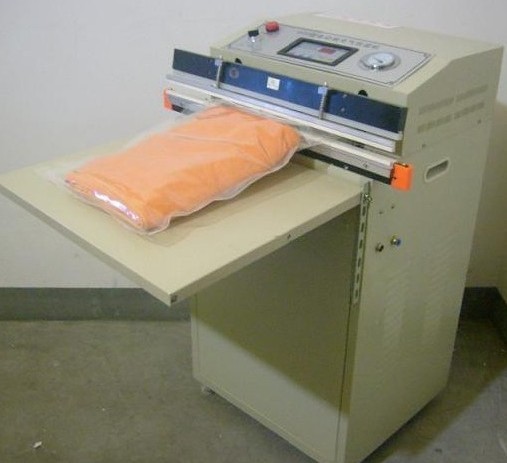 武汉真空包装机,600双室真空包装机，野兔肉真空包装机