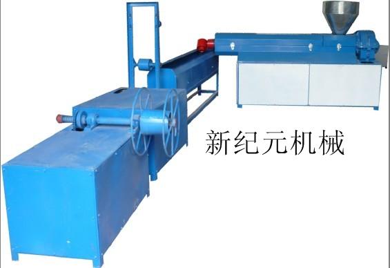 供应新型铝合金塑钢门窗胶条机//塑钢密封条皮条机  塑料挤出机  塑料成型机