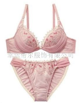 承接各种男女式内衣  文胸  聚拢  收腹
