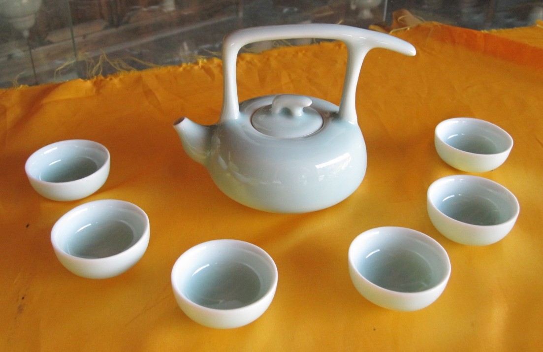 青瓷茶具