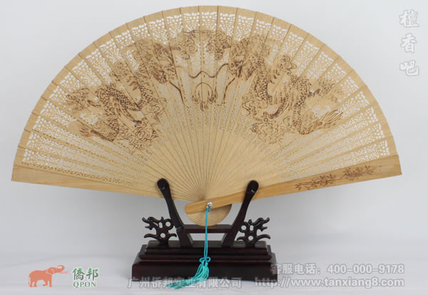 广州企业商务来往馈赠纯手工檀木工艺品檀香扇  商务馈赠  纯手工艺品