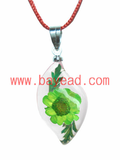 鲜花吊坠,押花饰品，真花琥珀，鲜花饰品，个性化饰品  昆虫饰品