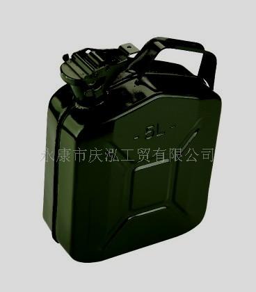 供應(yīng)5L金屬汽車油桶，汽車配件油桶 ，汽車備用油箱