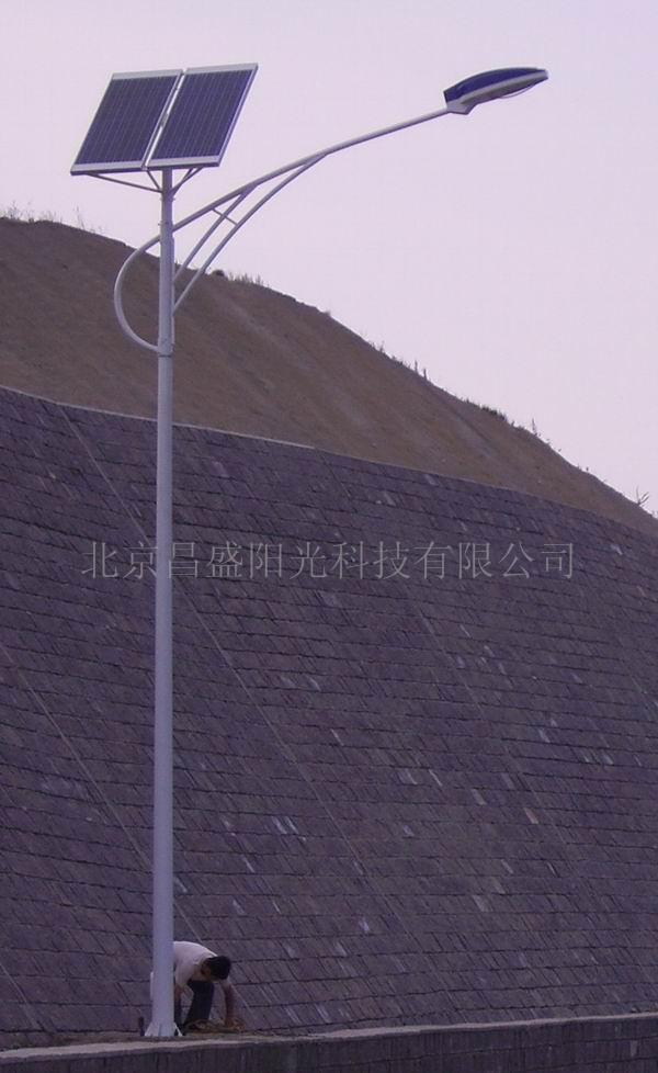 7-9米太阳能路灯  低压钠路灯  太阳能高速路灯  太阳能路灯北京