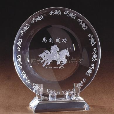 供應(yīng)咸陽水晶獎杯水晶擺件