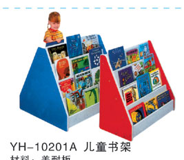 儿童书架厂，幼儿园十二人鞋架价格，幼儿园大中班书架报价  幼儿园三角书架  木制书架价格  苏州幼儿园书柜