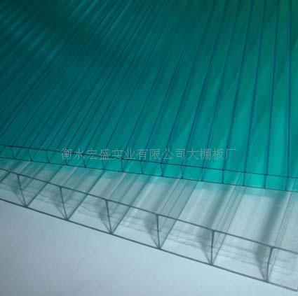 建造阳光板大棚“建造pc板大棚”