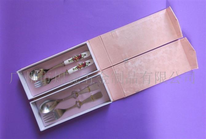 深圳不锈钢医用药勺专业订做、不锈钢制品小药勺批发  陶瓷柄餐具,厨具  礼品餐具批发  广告礼品